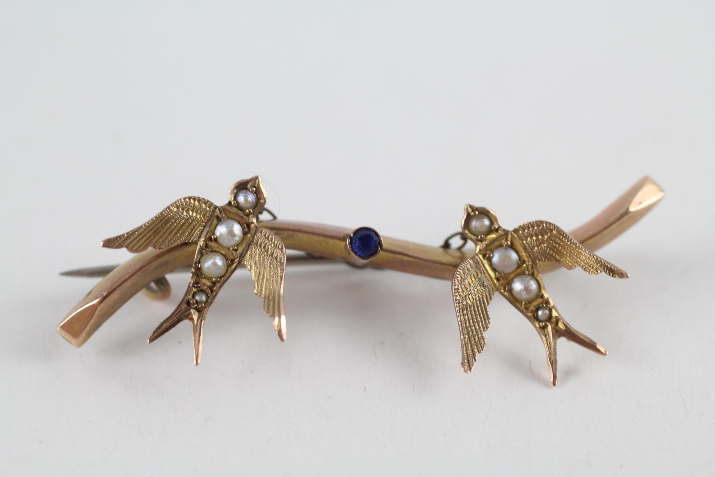 9ct gold paste & seed pearl antique bird brooch (2g)