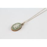 9ct gold Wedgewood pendant & chain (1.9g)