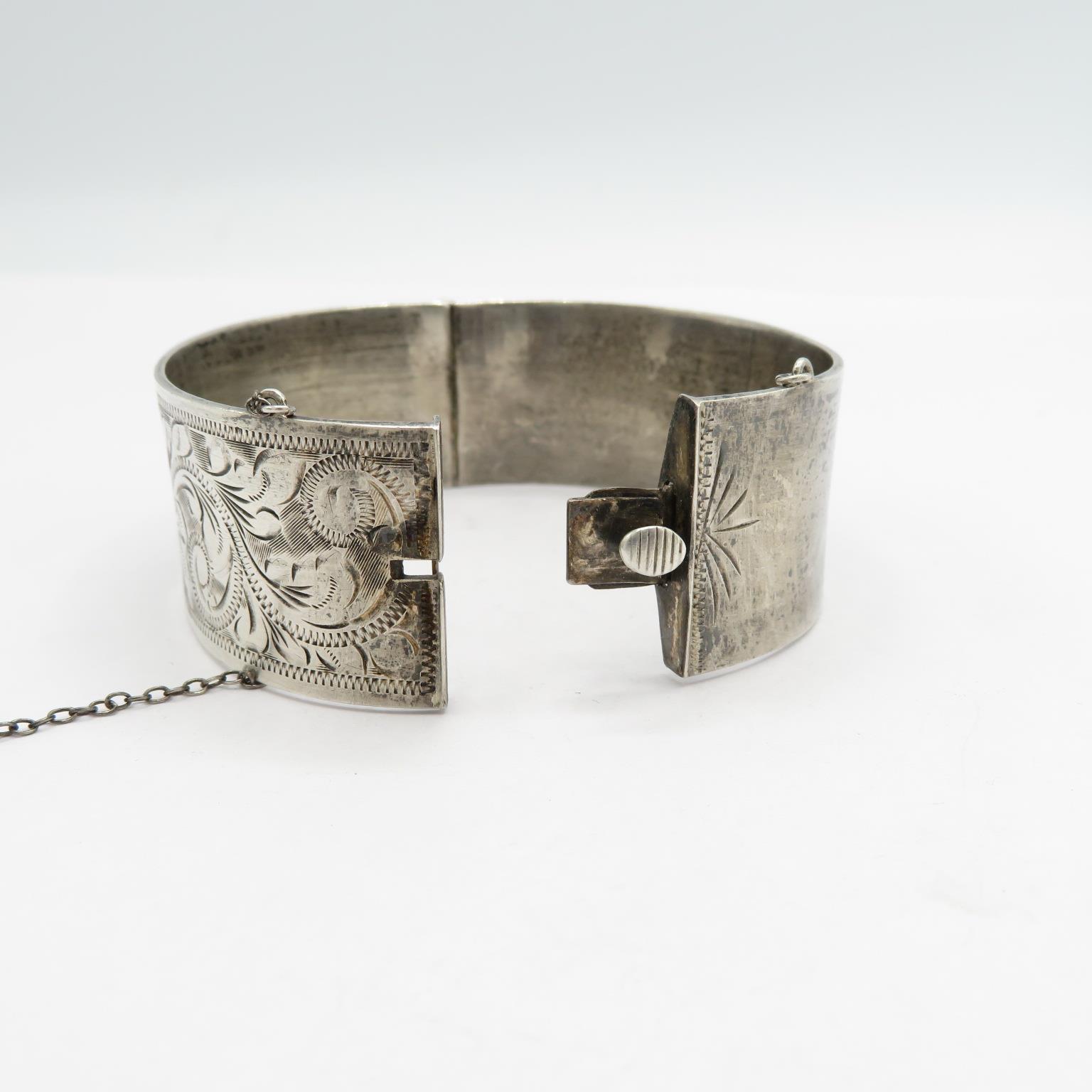 An antique cuff bangle 63g - Image 4 of 5