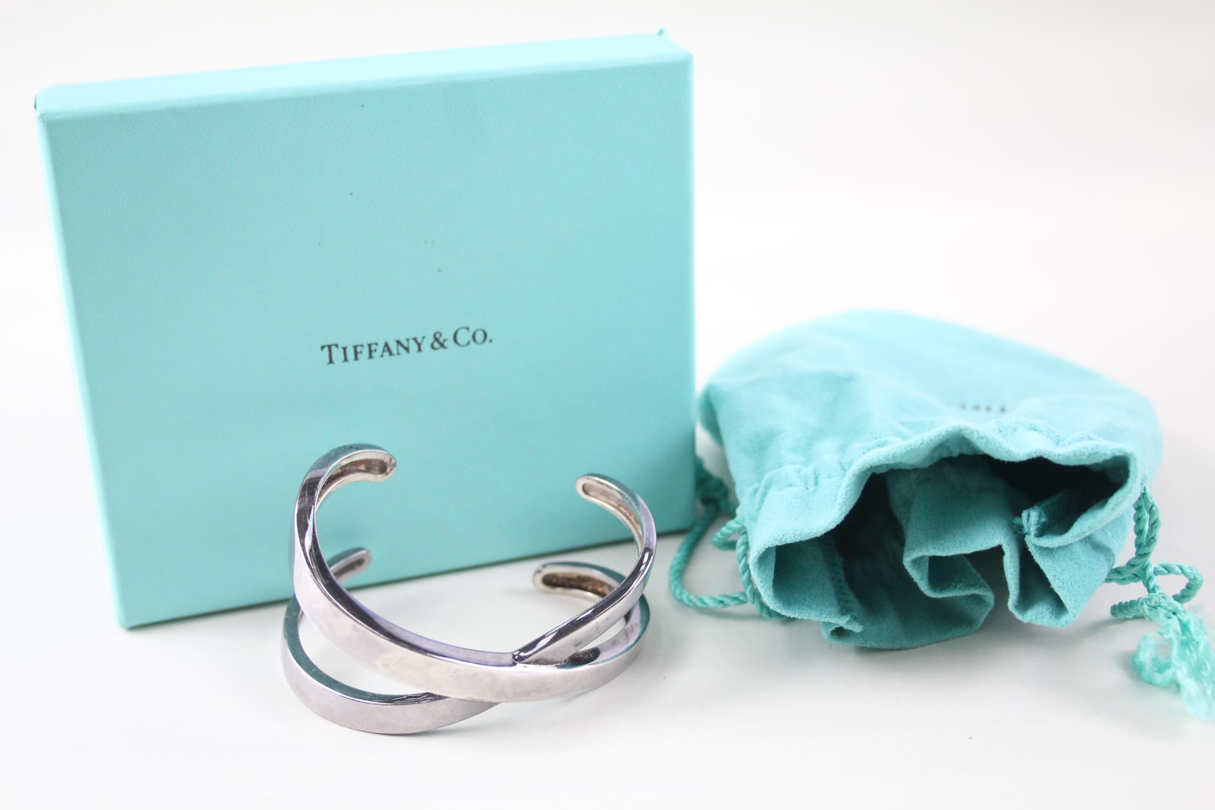 Silver cuff bangle by designer Tiffany & Co w/ box (47g)