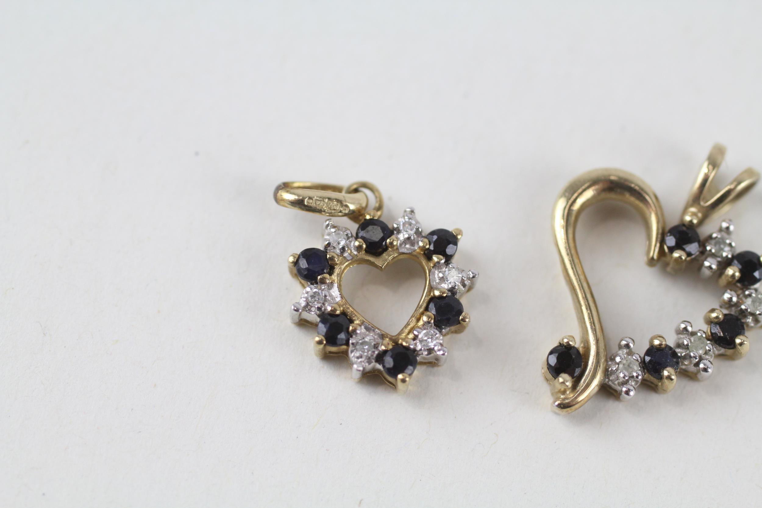 2x 9ct gold sapphire & diamond heart shaped pendants (2.2g) - Image 3 of 4