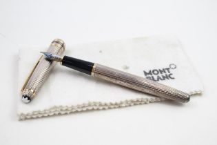 Silver 925 MONTBRALN Fountain Pen with 18ct nib - personal engraving to the cap of Jane Hill //
