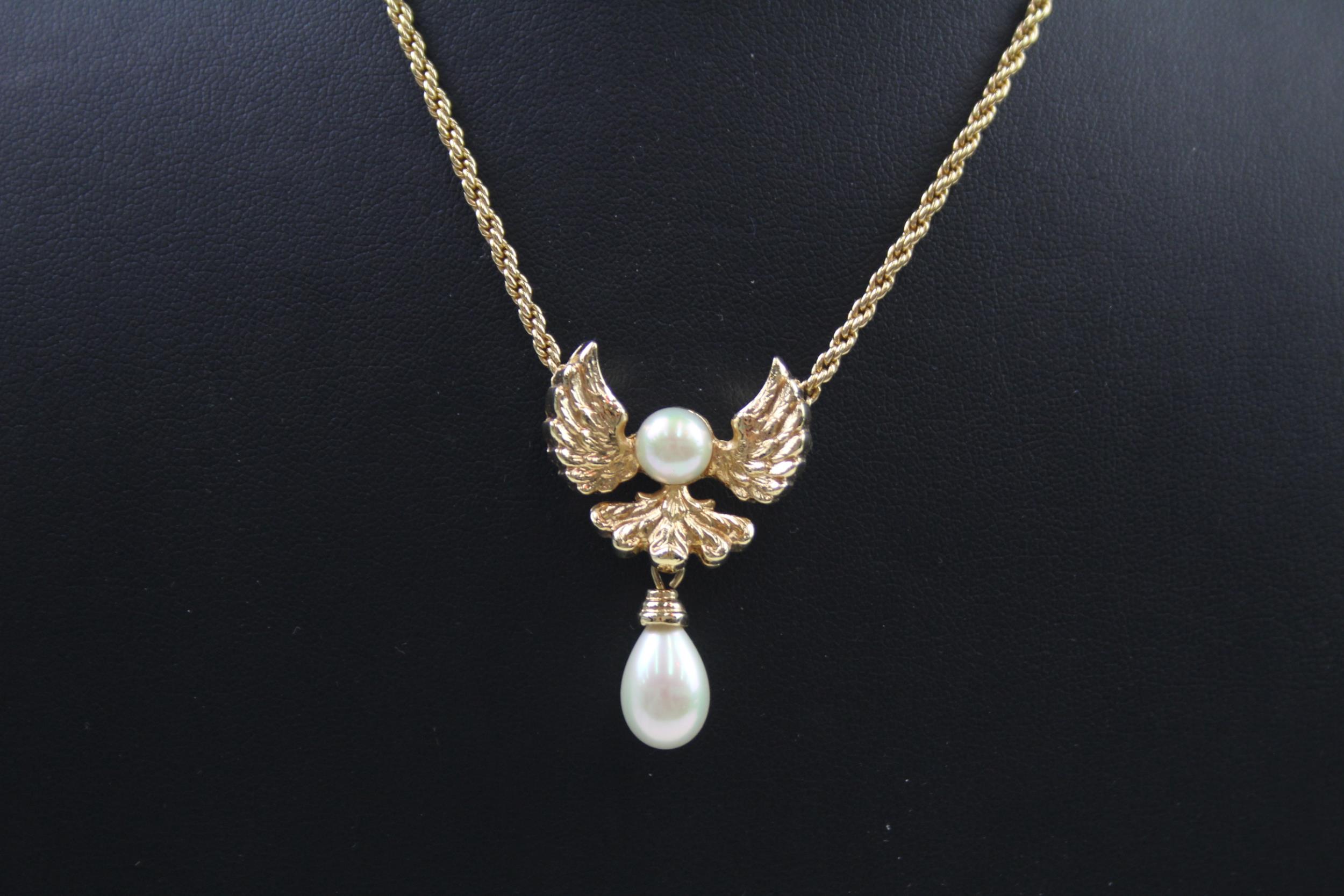 Gold tone wing pendant necklace by designer Christian Dior (14g) - Image 2 of 5