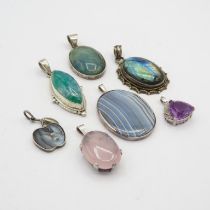 Selection of 925 silver pendants 71.5g