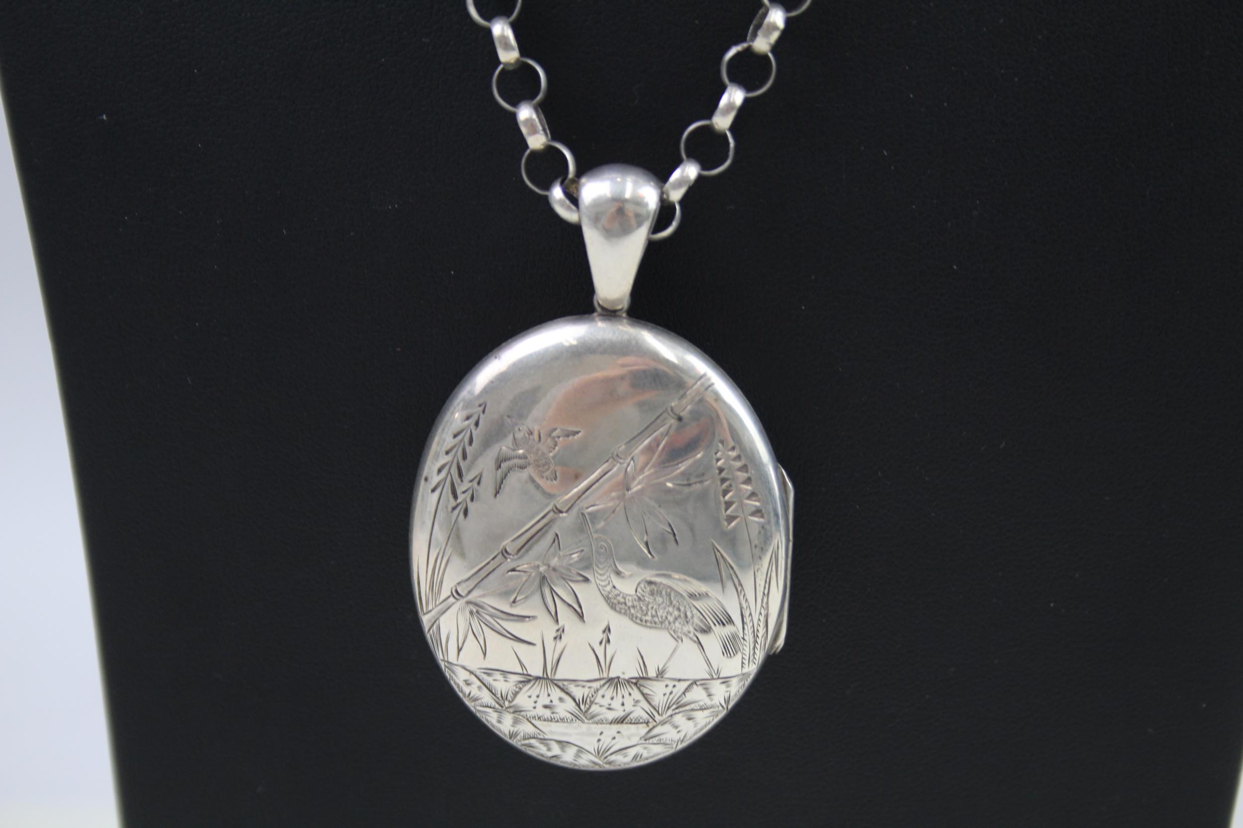 Silver aesthetic movement locket pendant necklace (37g) - Image 3 of 5