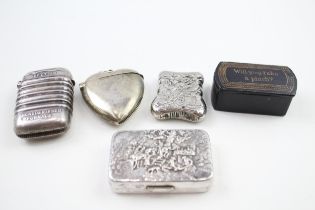 5 x Antique / Vintage Tobacciana Inc Silver Plate, Advertising, Snuff Boxes Etc // In antique /