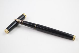 Vintage PARKER 75 Black Lacquer Fountain Pen w/ 14ct Gold Nib WRITING // Dip Tested & WRITING In