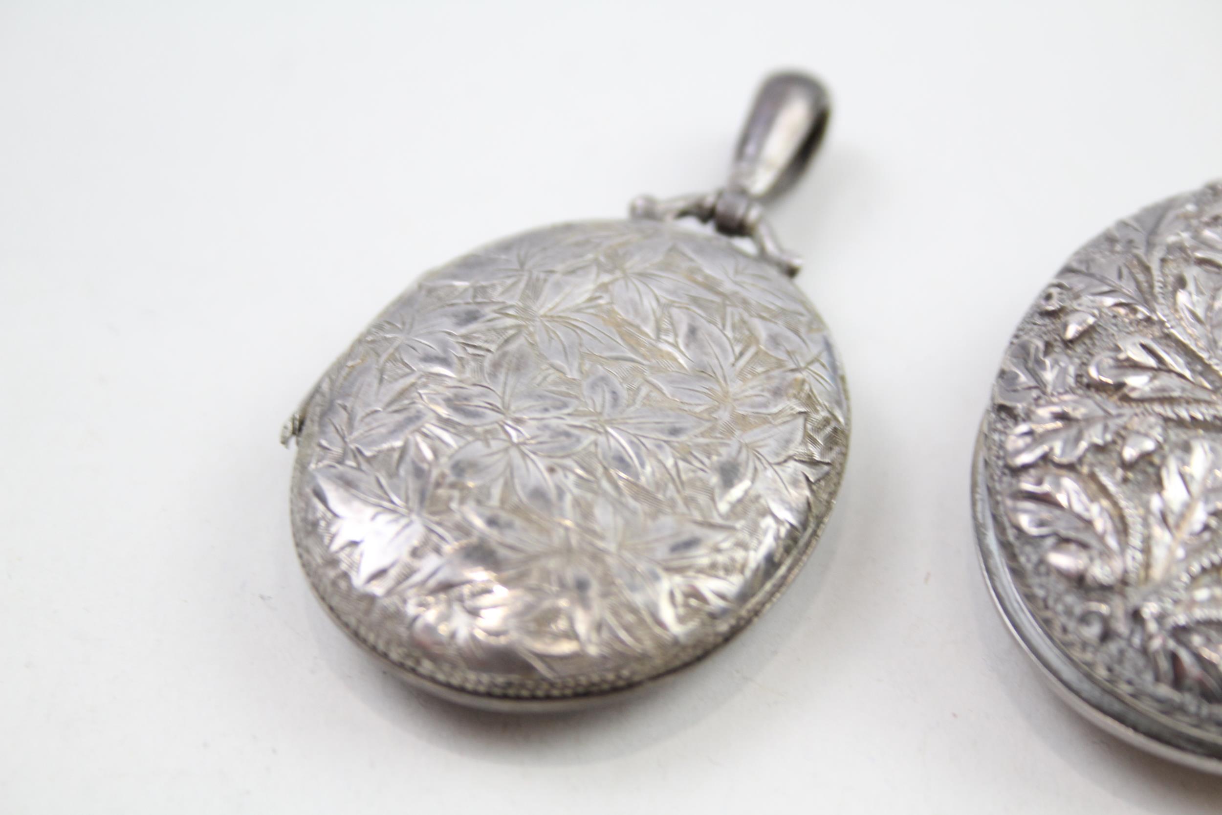 Two silver antique locket pendants (28g) - Image 2 of 5