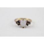 9ct gold vintage opal & sapphire ring, Hallmarked London 1979 (2.2g) Size Size M + 1/2