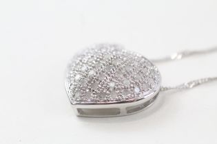 9ct white gold pavé set diamond heart shaped pendant necklace (5.8g)