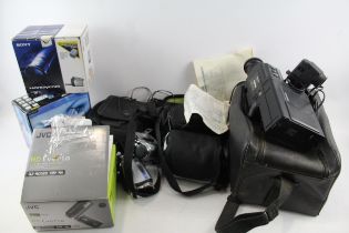 Video Camcorders Inc. Sony, Canon & JVC Job Lot x 8 // Video Camcorders Inc. Sony, Canon & JVC x 8