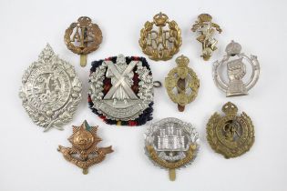 Military Cap Badges x 10 inc. Royal Armoured Corps Northampton Camerons Etc // Military Cap Badges x