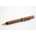CONWAY STEWART Wood Effect Ballpoint Pen / Biro w/ 14ct Gold Banding (29g) // UNTESTED In previously