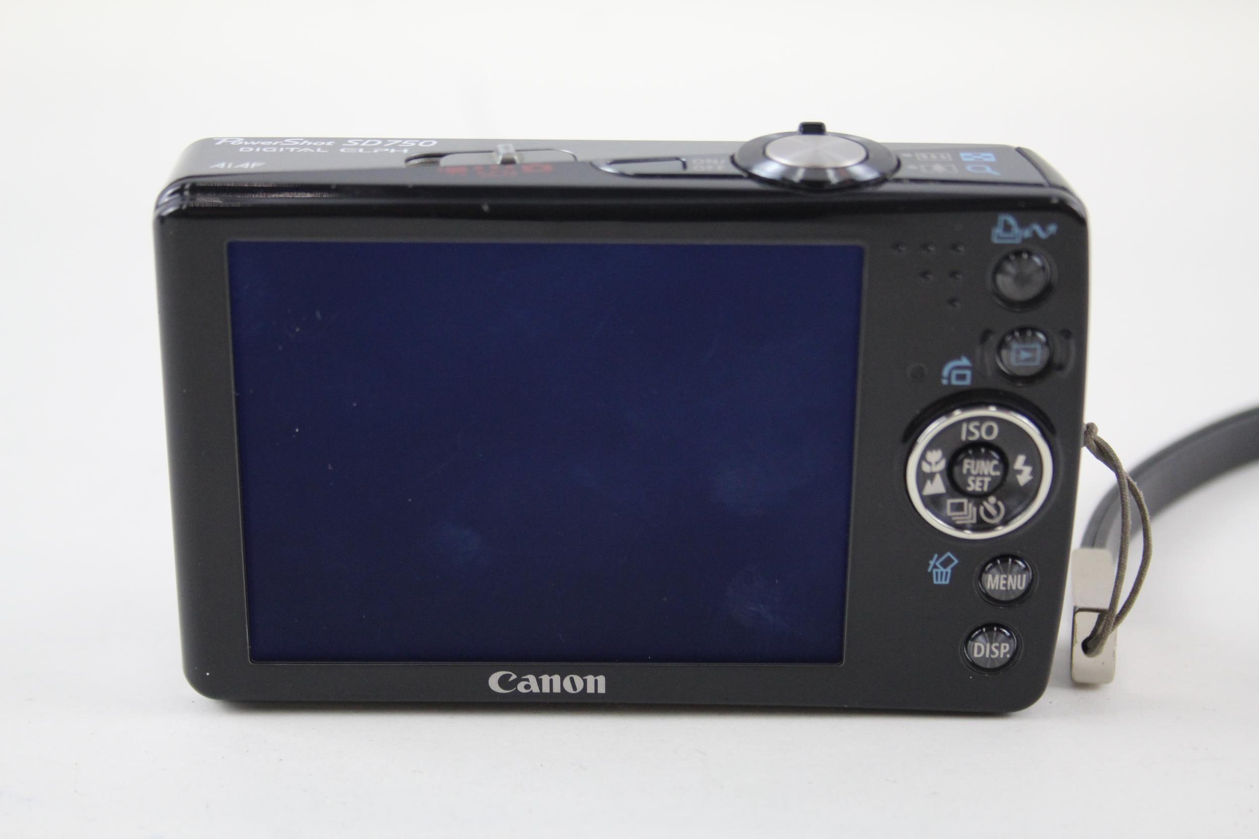 Canon Powershot SD750, DIGITAL COMPACT CAMERA w/ Case WORKING // Canon Powershot SD750 Digital - Image 4 of 5