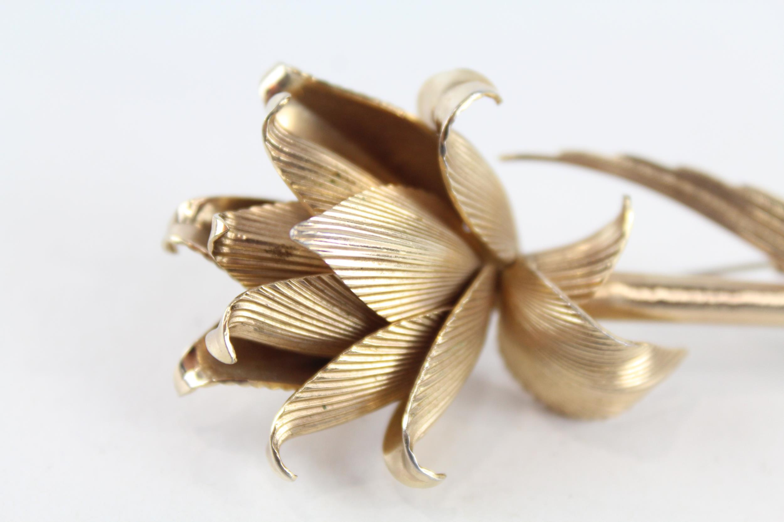 Gold tone floral brooch by designers Christian Dior & Grosse (22g) - Image 2 of 5