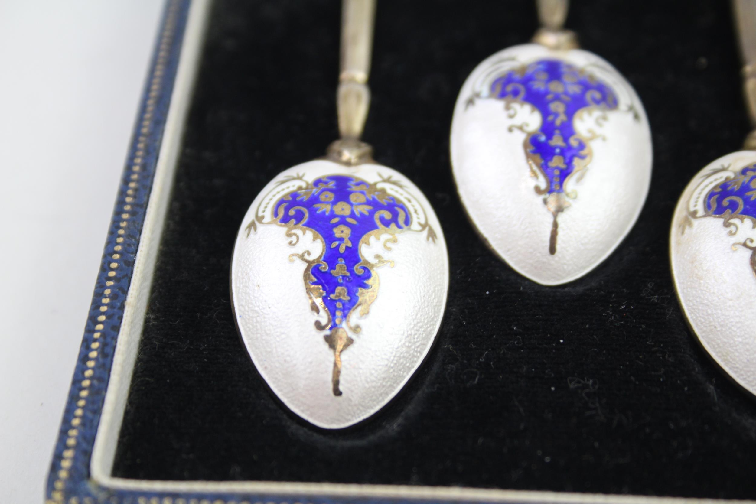 6 x Vintage 1961 Birmingham Sterling Silver Teaspoons w/ Enamel, Case (69g) // w / Guilloche Enamel, - Image 2 of 7