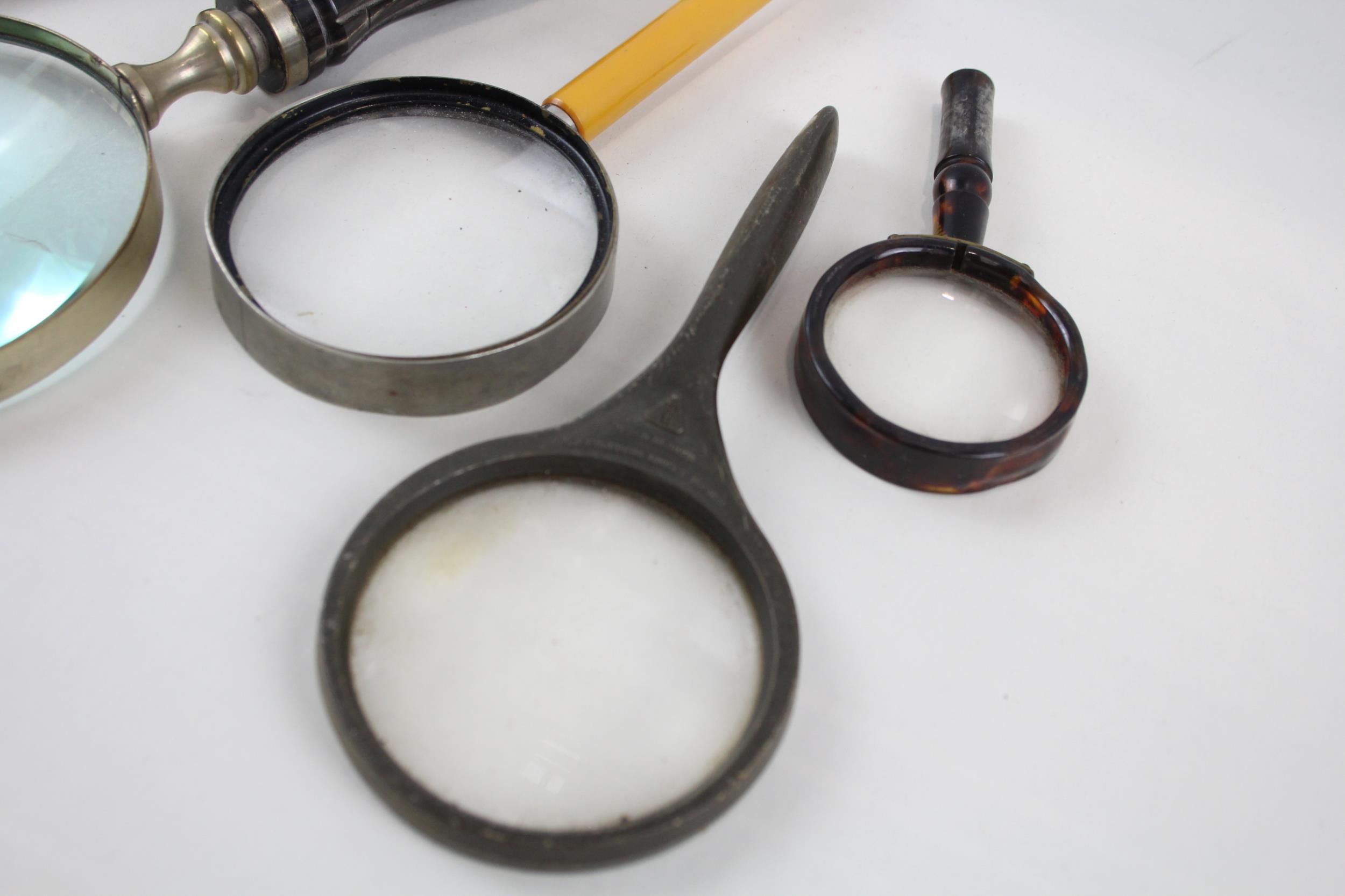 Antique Vintage Magnifying Glasses Tortoise Shell, Horn, Early Plastic Etc x 8 // Items are in - Image 6 of 6