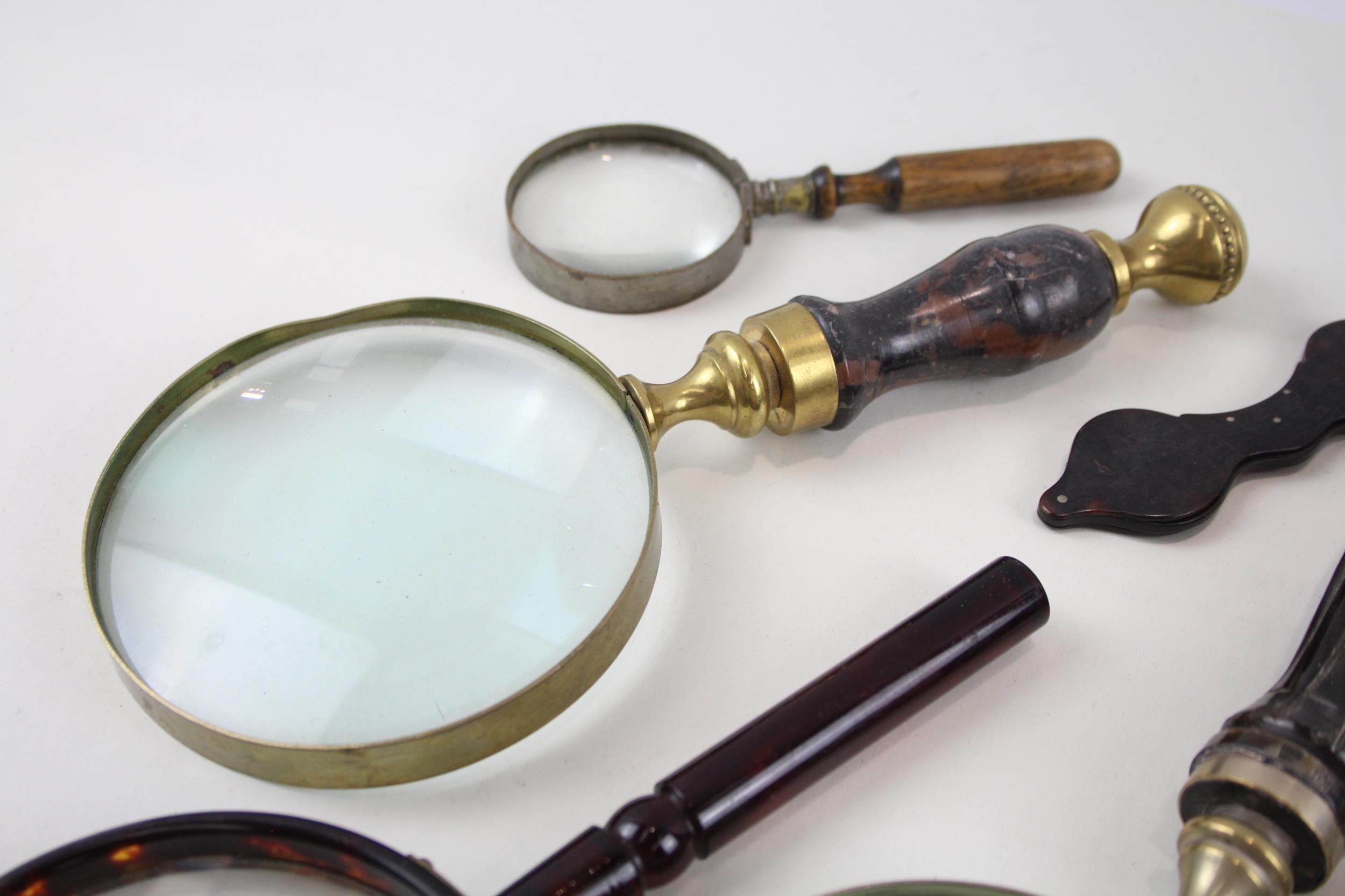 Antique Vintage Magnifying Glasses Tortoise Shell, Horn, Early Plastic Etc x 8 // Items are in - Image 3 of 6