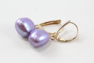 14ct gold baroque pearl drop earrings (3.8g)
