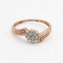 9ct gold diamond cluster ring with diamond set shank (1.7g) Size P