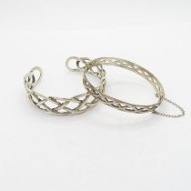 2x silver HM bangles - one adjustable and one with safety chain 42g in total