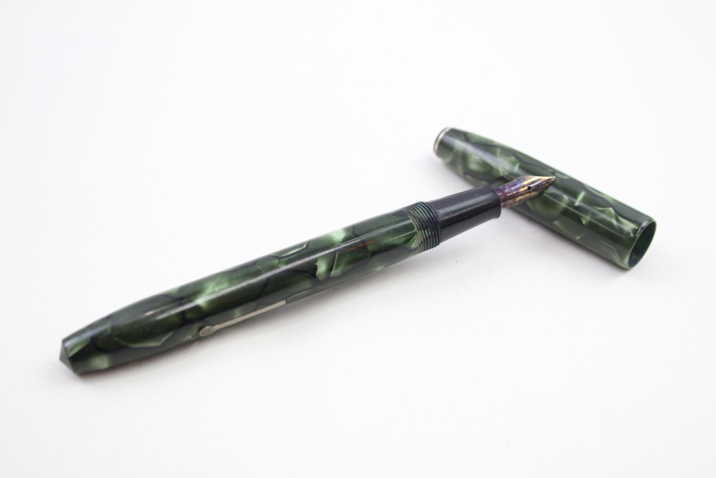 Vintage CONWAY STEWART 15 Green Fountain Pen w/ 14ct Gold Nib WRITING - DIP TESTED & WRITING In