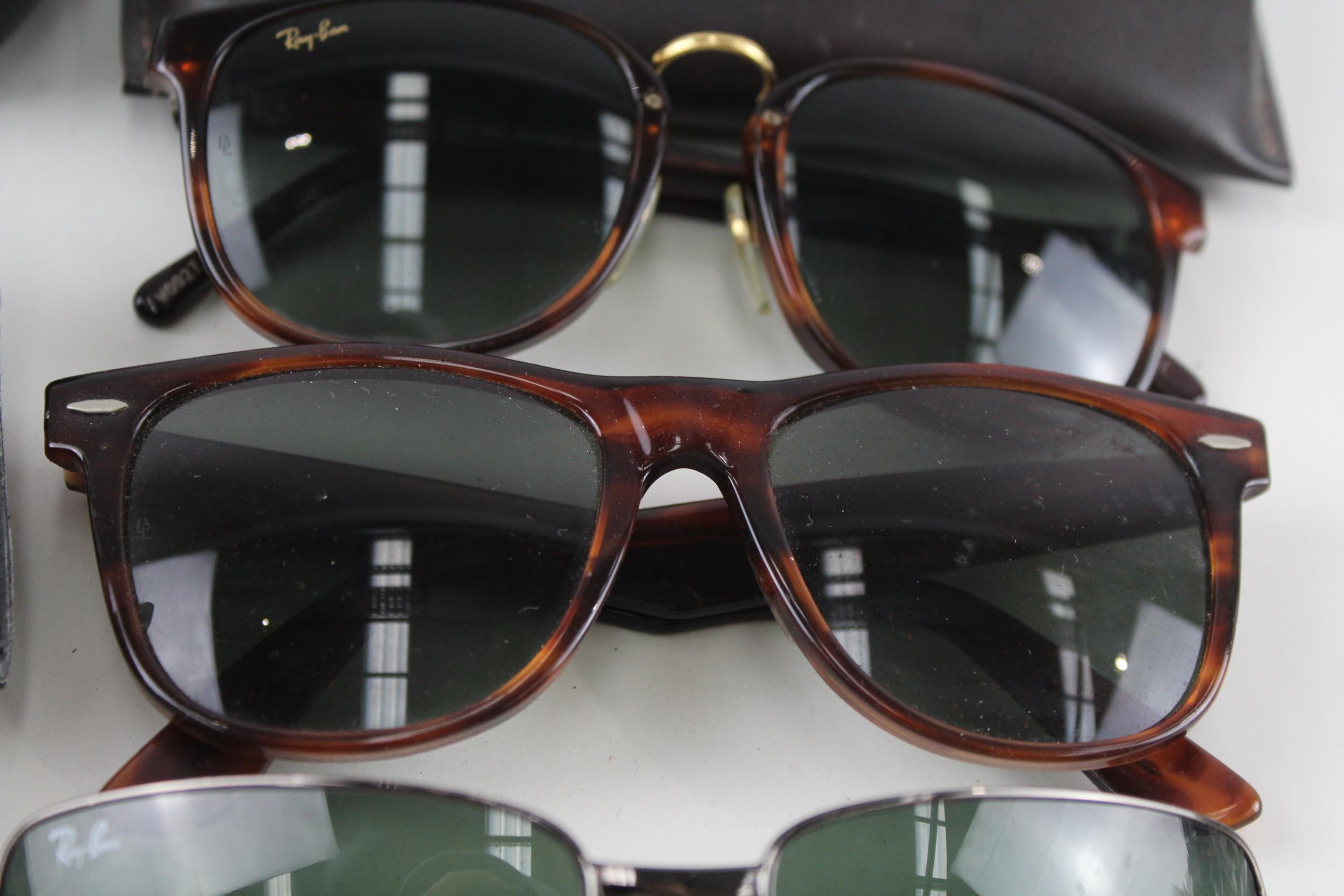 Rayban Sunglasses / Glasses Inc Cases x 5 - In previously owned condition Signs of use & wear Please - Image 5 of 6