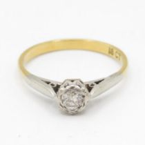 18ct gold diamond solitaire ring (2g) Size M