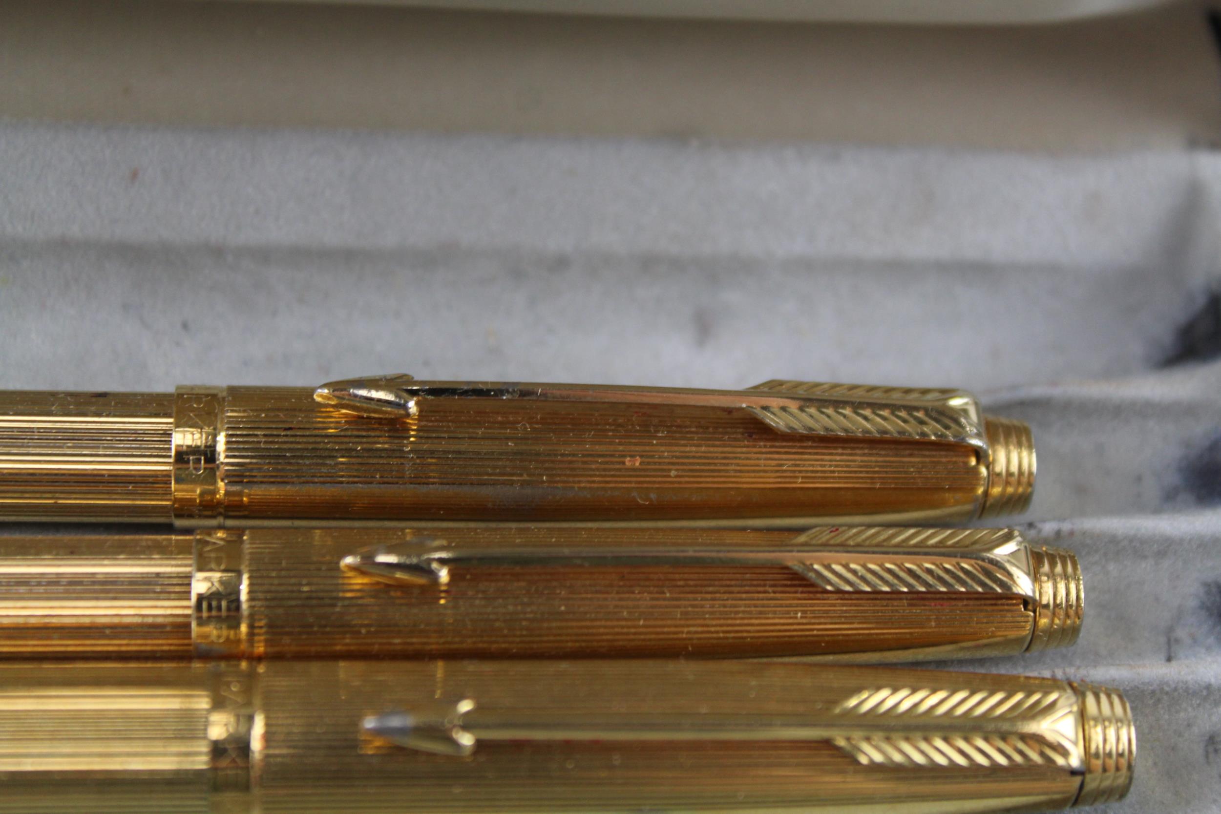 Vintage PARKER 75 Gold Plated Fountain Pen w/ 14ct Gold Nib, Ballpoint, Pencil - w/ 14ct Gold Nib, - Image 2 of 6