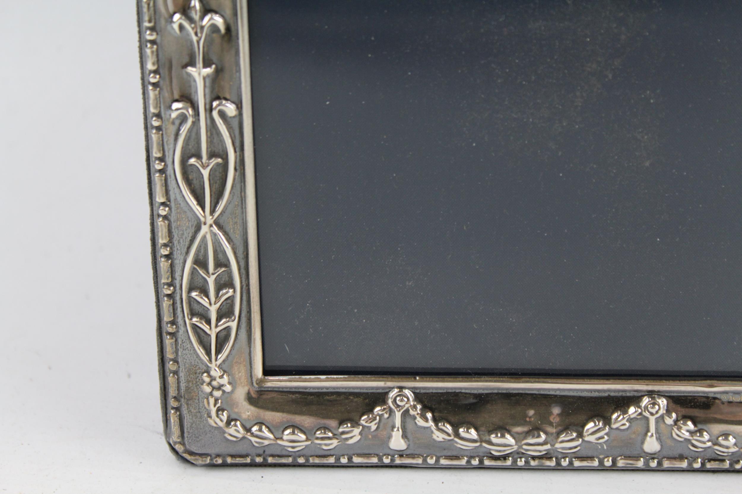 3 x Vintage Hallmarked .925 STERLING SILVER Photograph Frames R Carr (580g) - Maker - R.Carr - Image 3 of 4