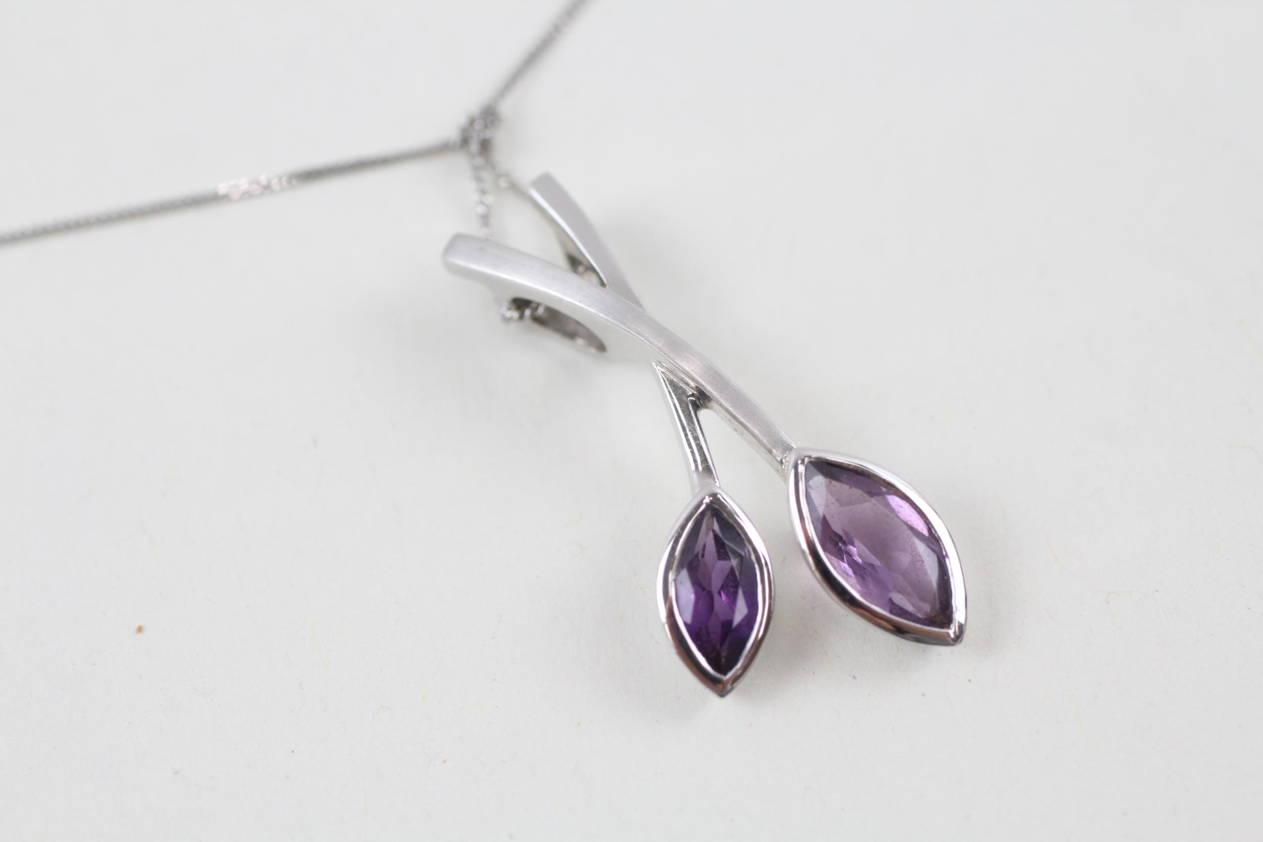 9ct white gold marquise cut amethyst drop pendant necklace (3.4g)