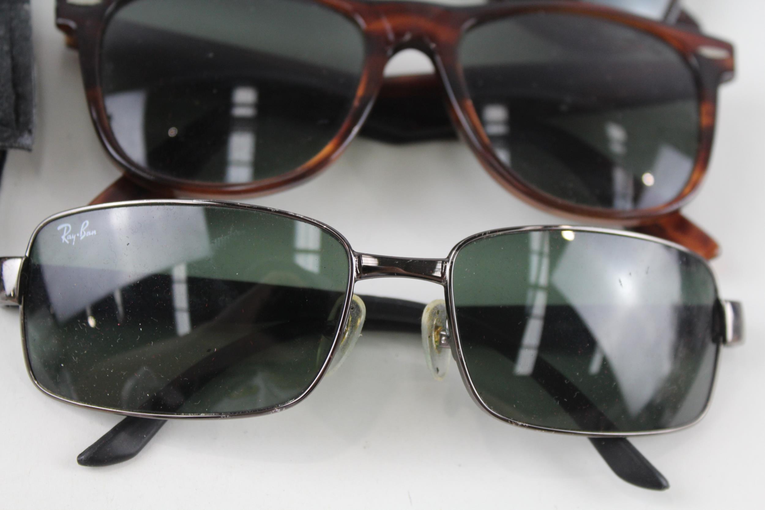 Rayban Sunglasses / Glasses Inc Cases x 5 - In previously owned condition Signs of use & wear Please - Image 6 of 6