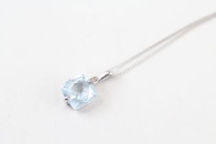9ct white gold faceted blue topaz & diamond pendant necklace (2.1g)