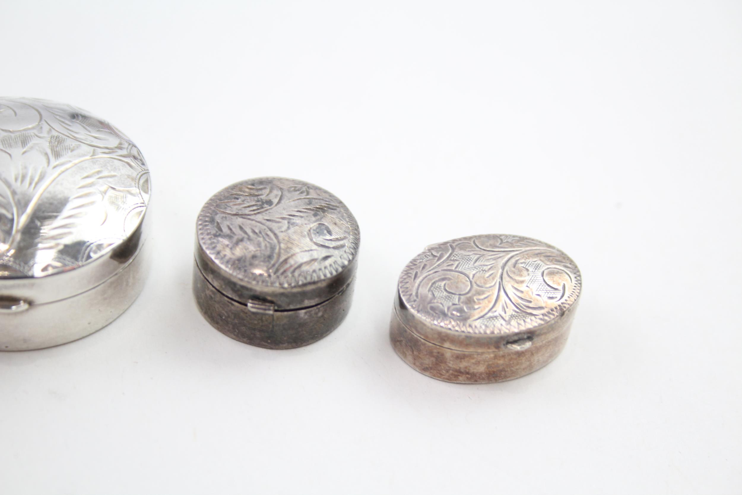 4 x Antique / Vintage Hallmarked .925 STERLING SILVER Pill / Trinket Boxes (59g) - In antique / - Image 4 of 4