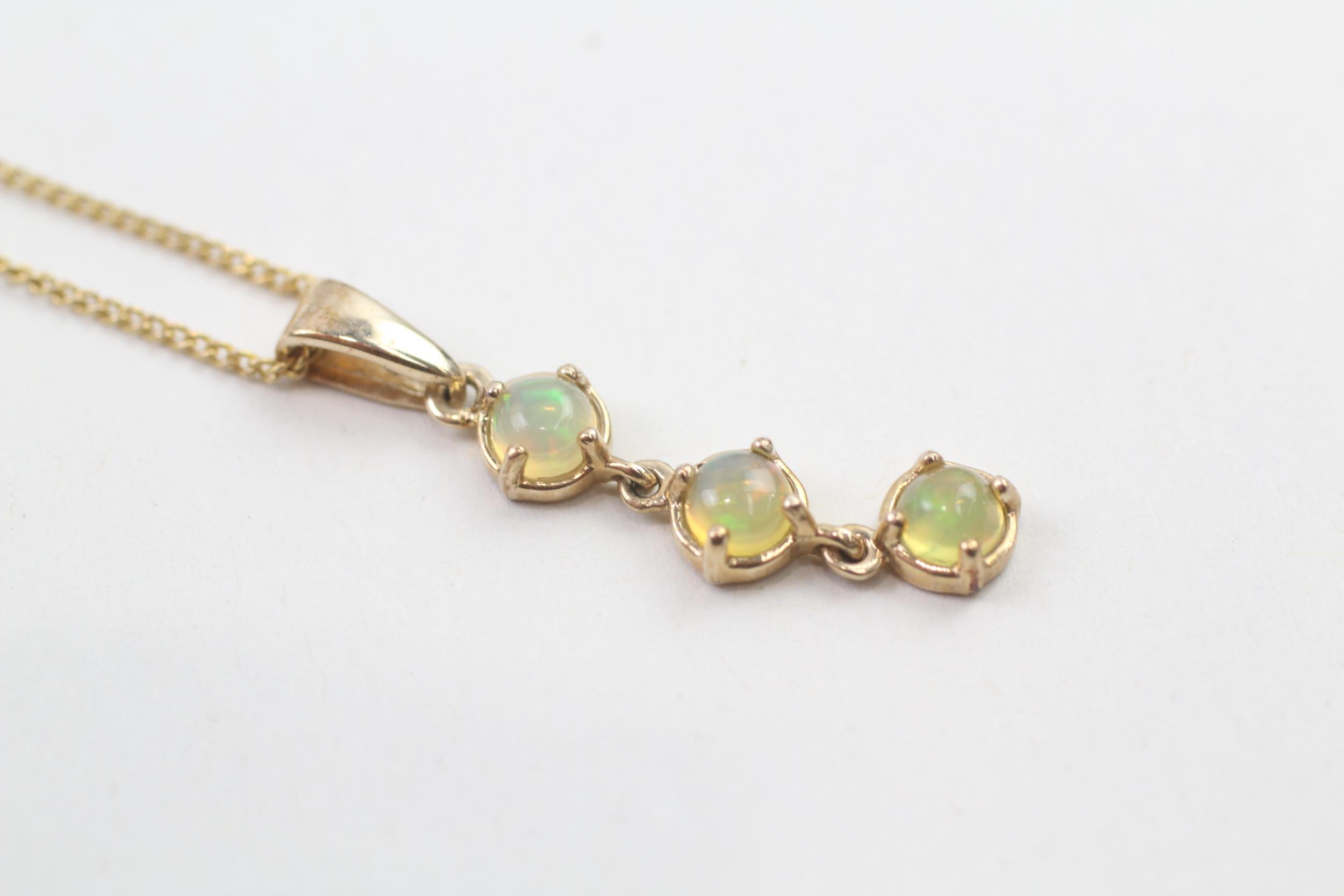 9ct gold opal drop pendant necklace (2.6g) - Image 2 of 5