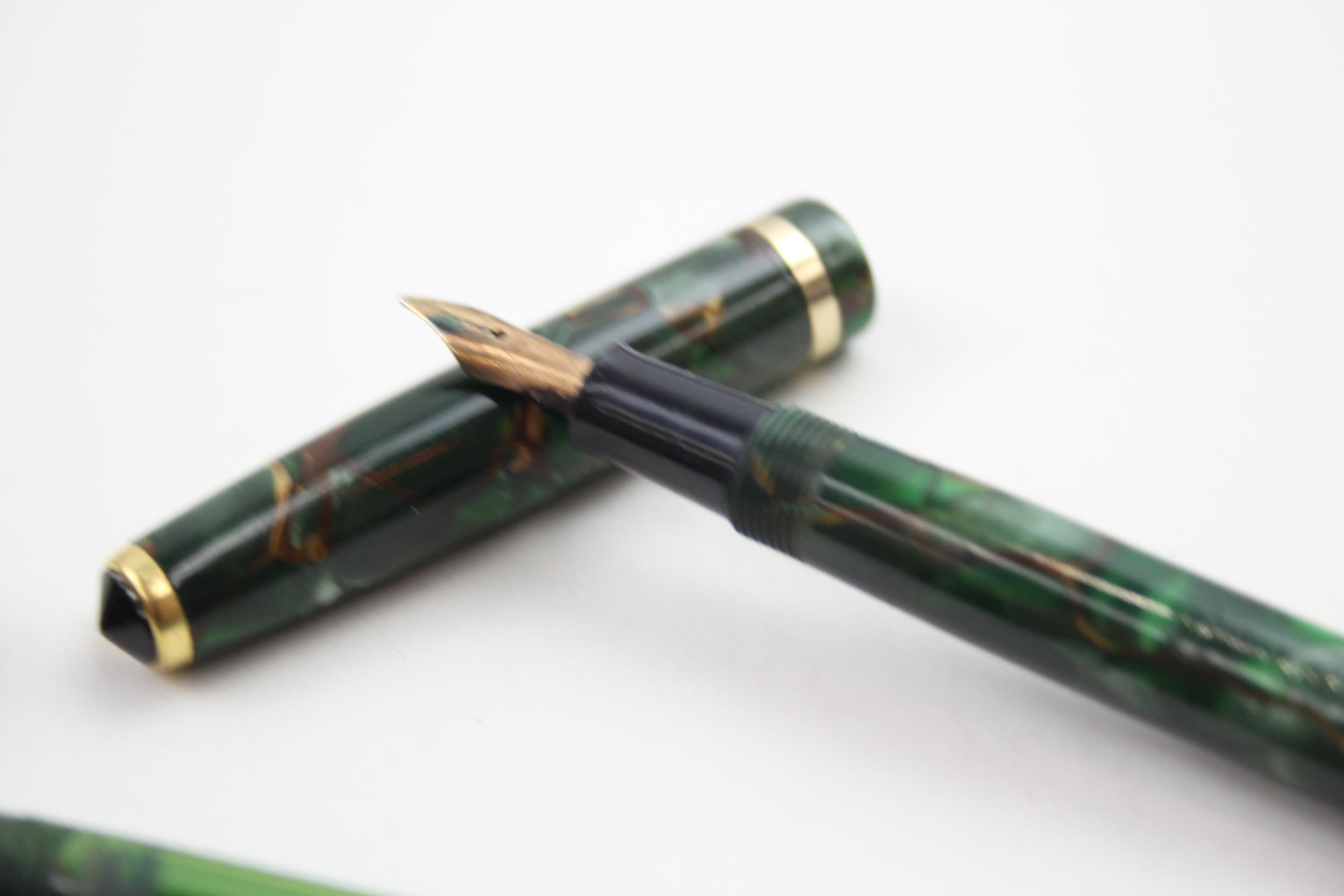 2 x Vintage CONWAY STEWART Fountain Pens w/ 14ct Gold Nibs WRITING Inc 570 - Inc 570, 12 Etc DIP - Image 5 of 6