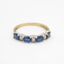 9ct gold oval cut sapphire & diamond half eternity ring, claw set (1.5g) Size P