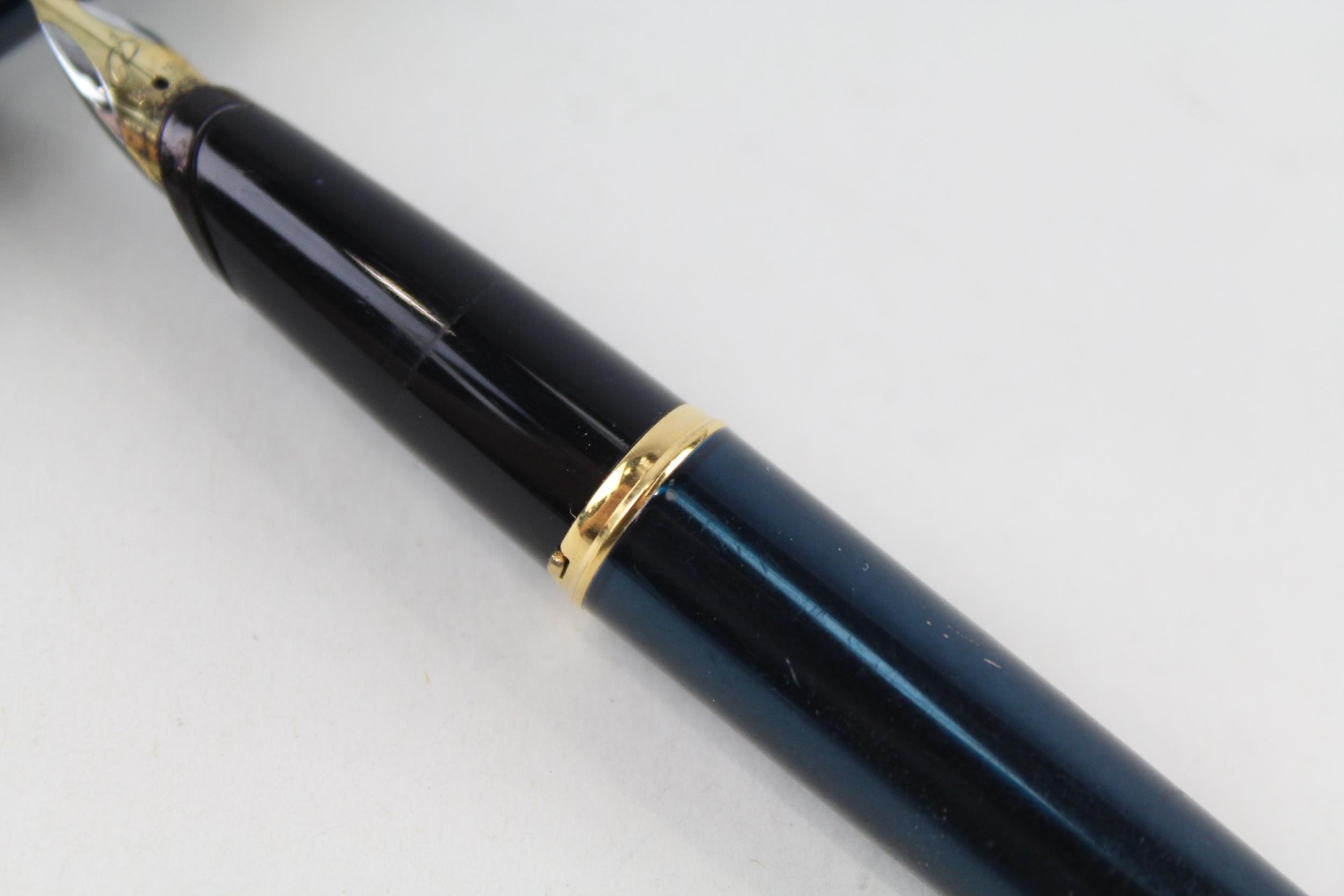 PARKER IM Metallic Teal Fountain Pen w/ 18ct Gold Nib WRITING - Dip Tested & WRITING In previously - Image 5 of 6