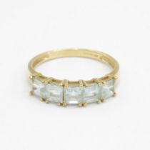 9ct gold square cut aquamarine half eternity ring, claw set (2.2g) Size S