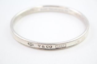 a silver bangle by Tiffany and Co (31g)