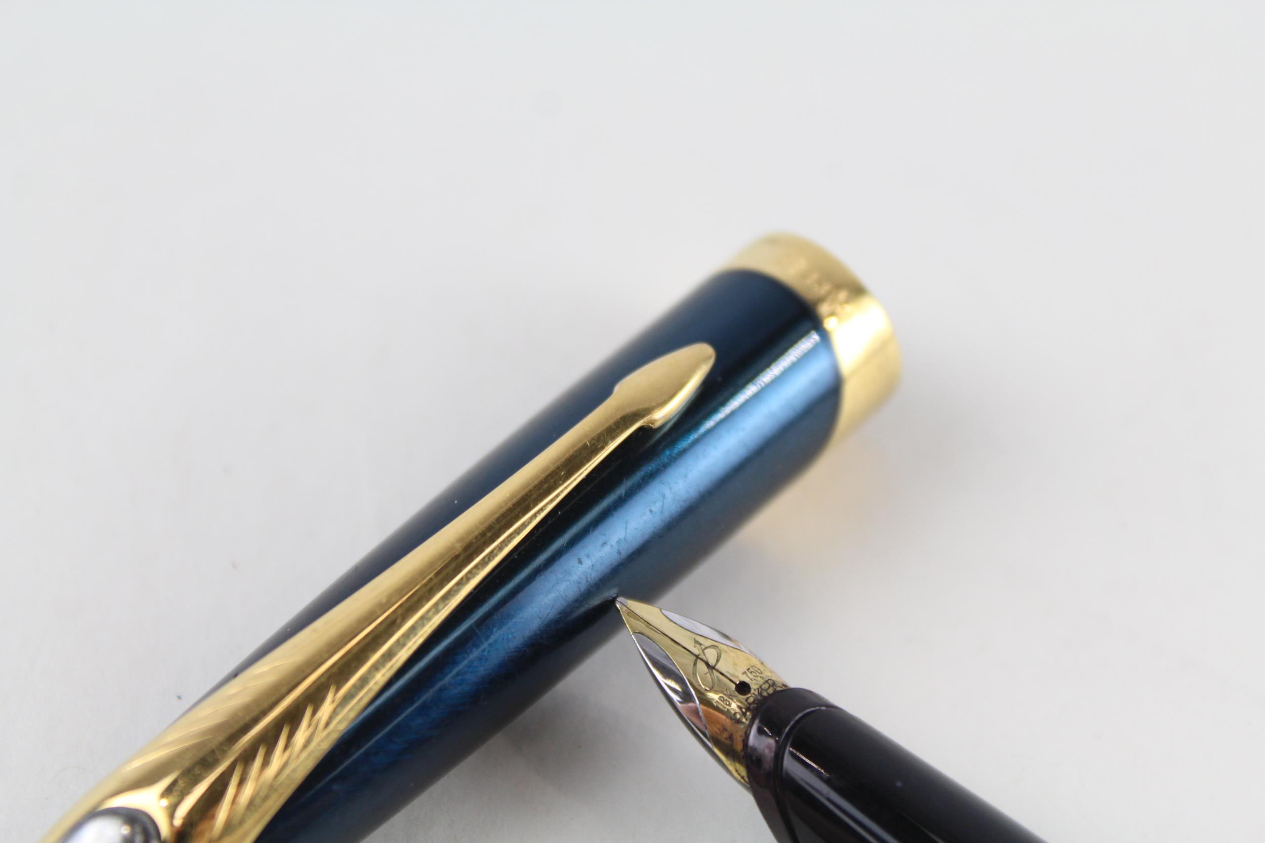 PARKER IM Metallic Teal Fountain Pen w/ 18ct Gold Nib WRITING - Dip Tested & WRITING In previously - Image 3 of 6