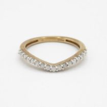 9ct gold diamond curved half eternity ring (1.7g) Size M