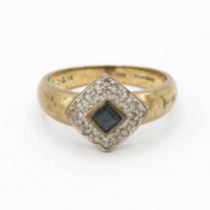 9ct gold princess cut sapphire single stone ring with diamond surround (2.7g) Size M