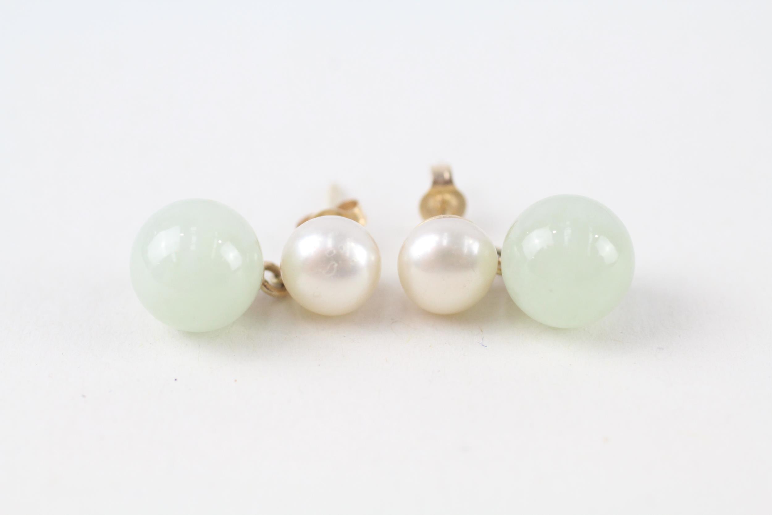 14ct gold cultured pearl and jade ball drop earrings (2.9g)