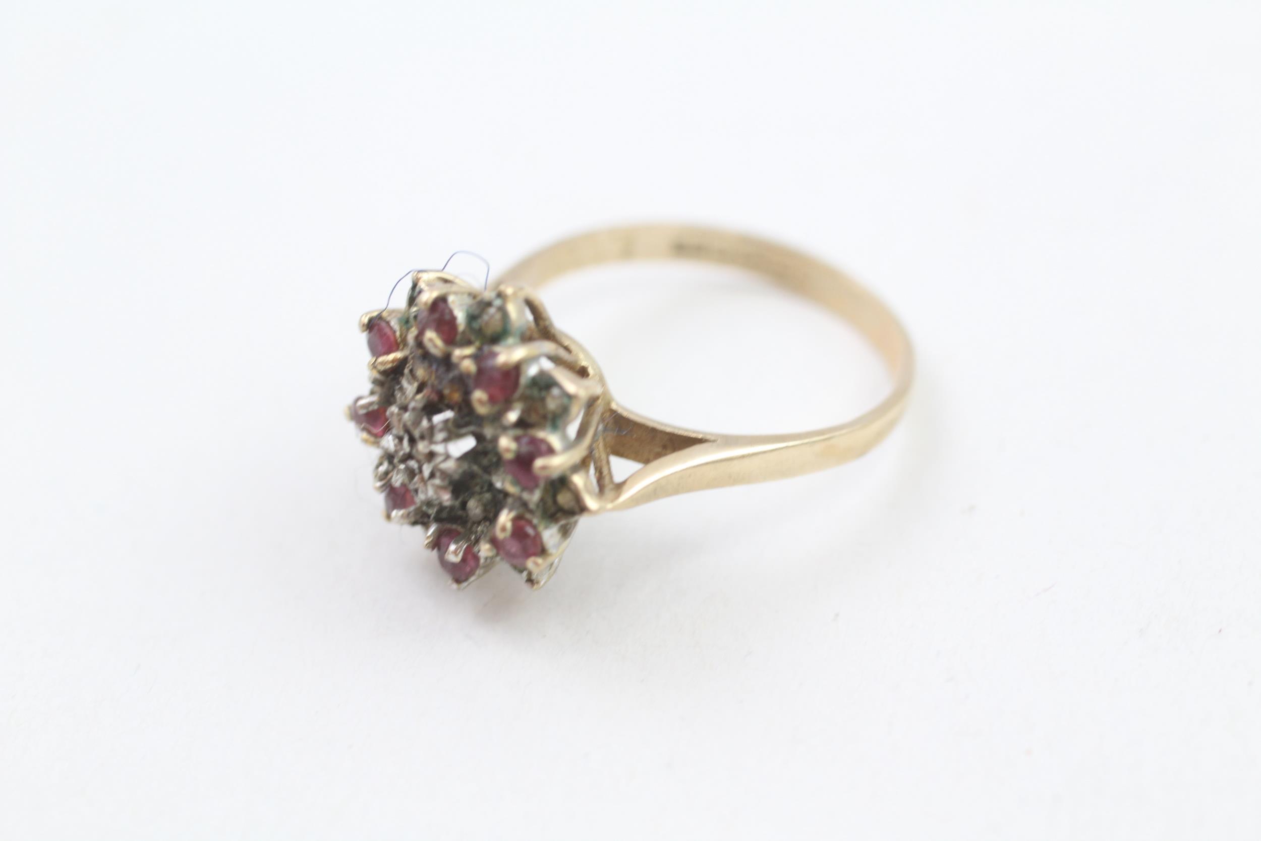 9ct gold diamond & ruby floral cluster ring (3.2g) Size O - Bild 2 aus 4