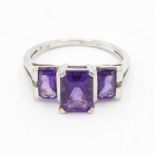 9ct white gold amethyst three stone ring with split shank (2.8g) Size O