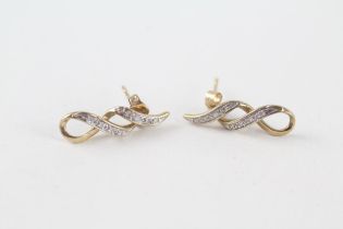 9ct gold diamond openwork earrings (1.3g)