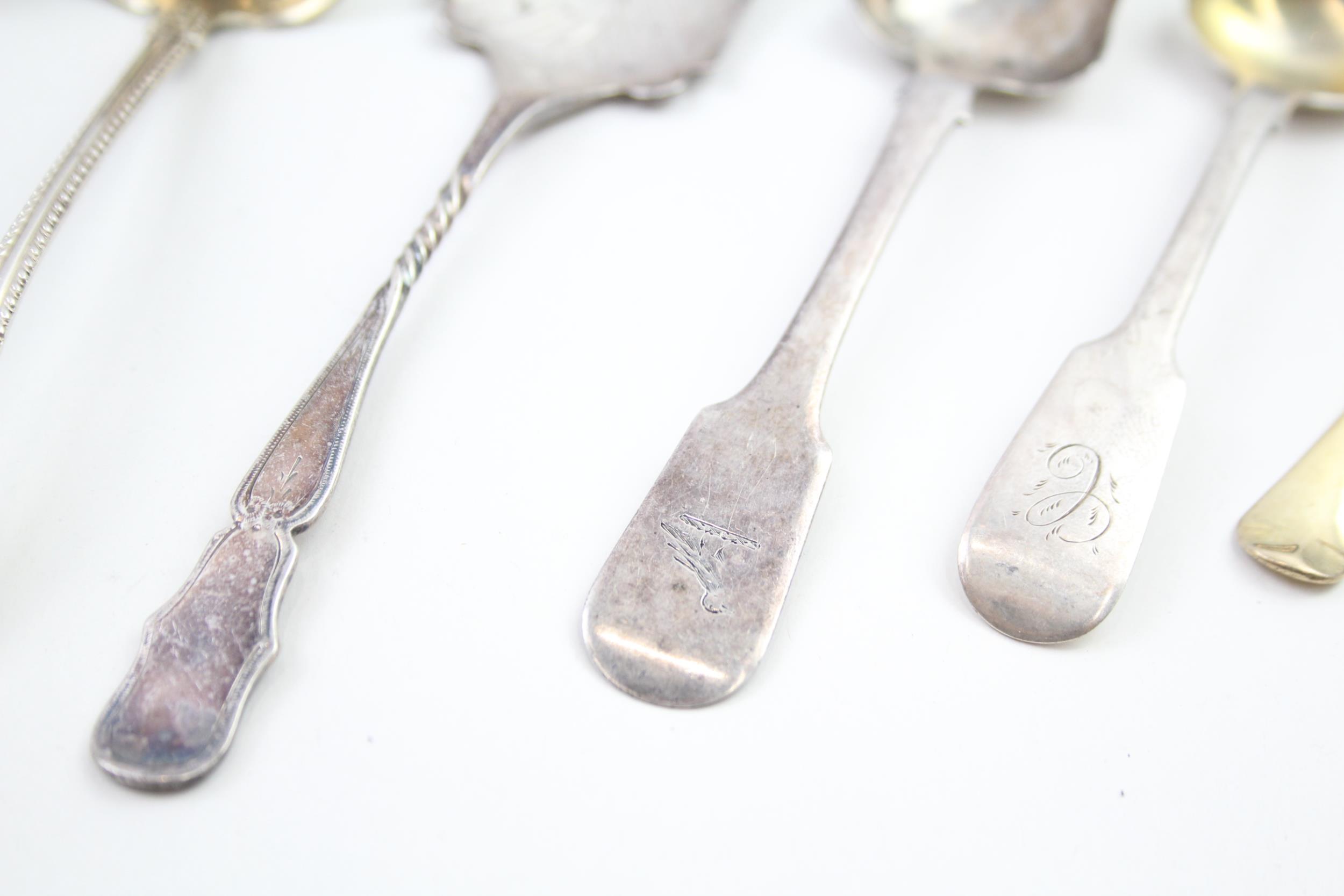 9 x Antique Vintage HM .925 Sterling Silver Spoons Inc Bottom Marked Etc (100g) - In antique / - Image 4 of 7