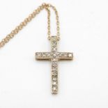 9ct gold diamond cross pendant necklace, total diamond weight: 0.14ct approximately (2.4g)