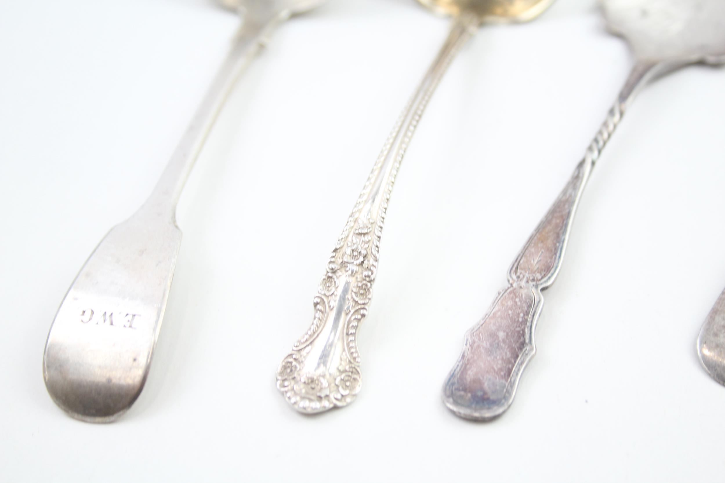 9 x Antique Vintage HM .925 Sterling Silver Spoons Inc Bottom Marked Etc (100g) - In antique / - Image 3 of 7